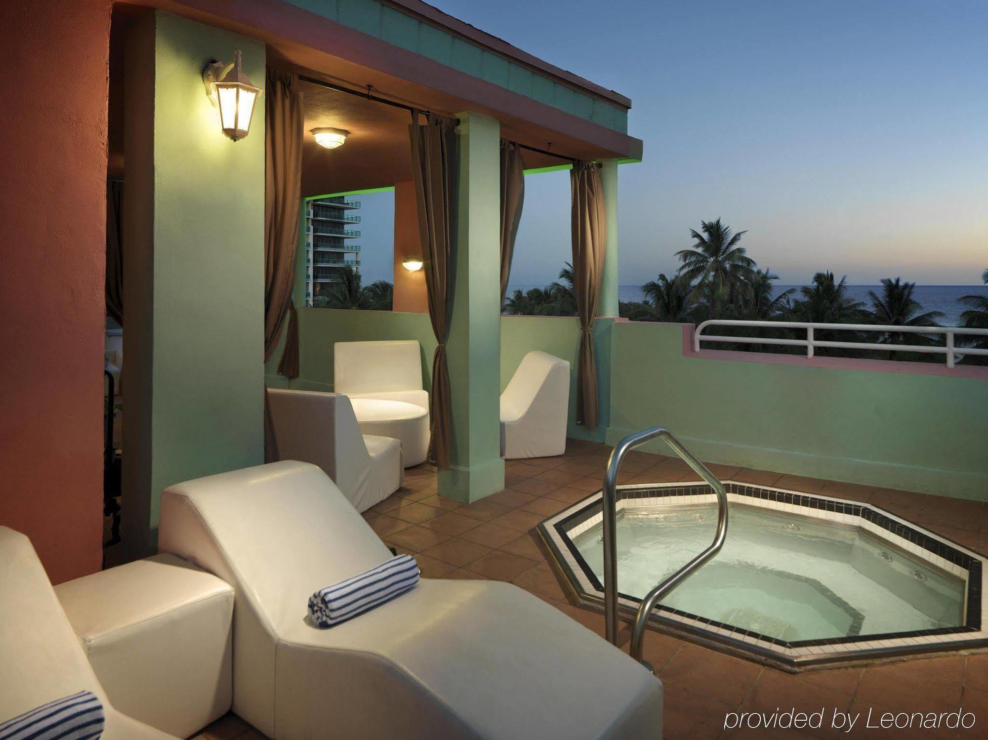 Hilton Grand Vacations Suites At South Beach Miami Beach Bagian luar foto